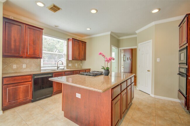 Building Photo - 5814 Ballina Canyon Ln
