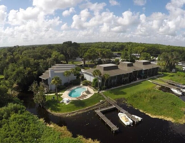 Building Photo - 2329 River Ridge Rd