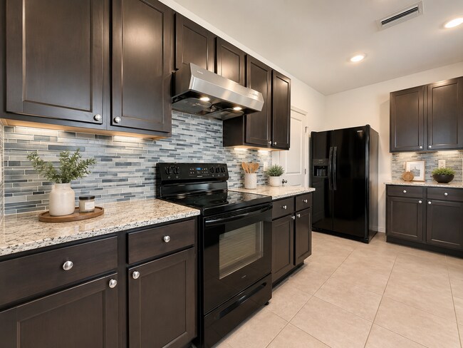 Building Photo - Beautiful 2 Story Home!!