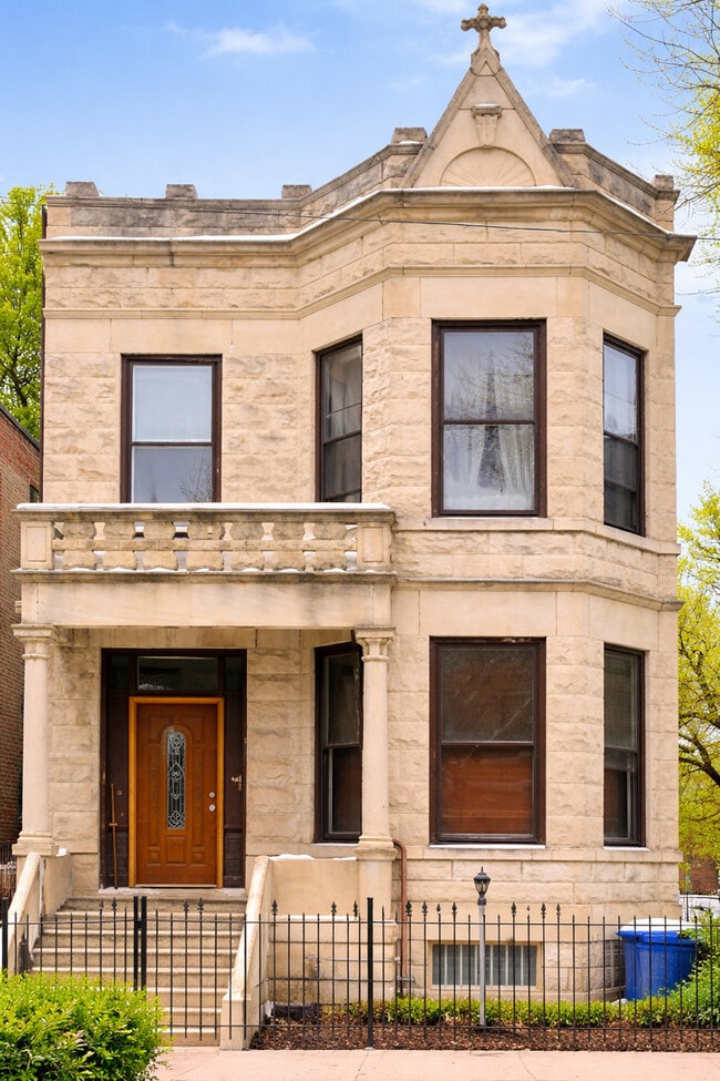 Building Photo - 3927 W Lexington St