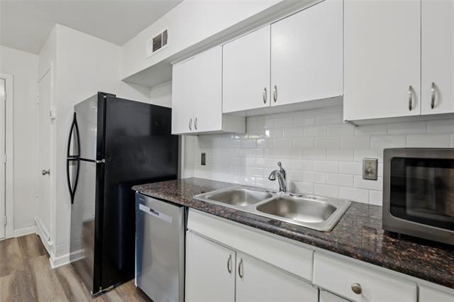 Building Photo - 2936 Sundial Dr