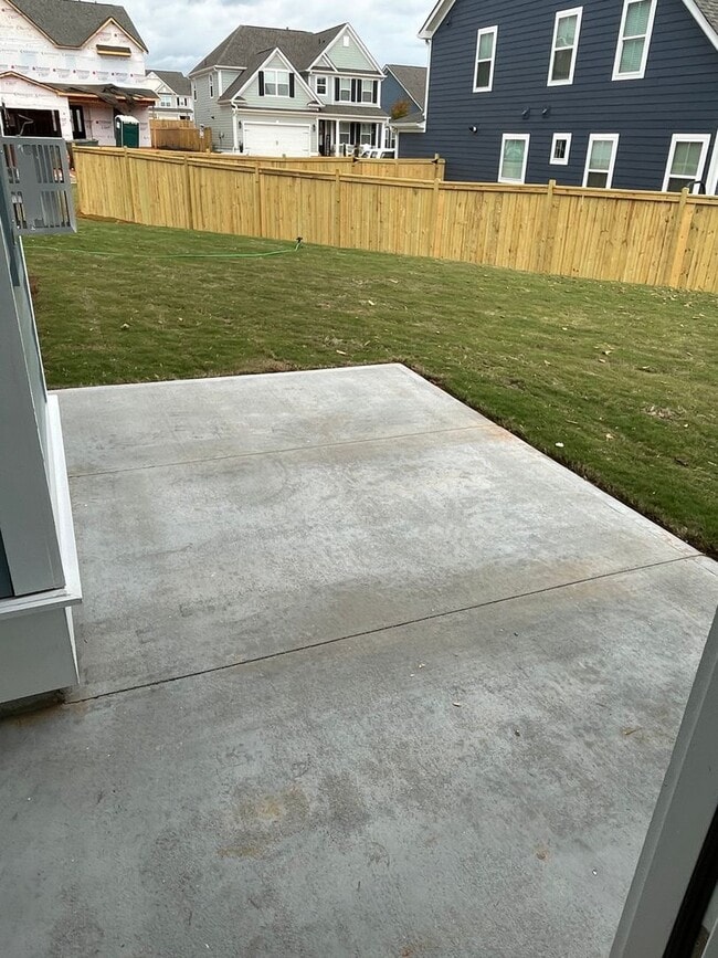 Building Photo - Lovely 5 Bedroom with 3 bathrooms in Greer!!