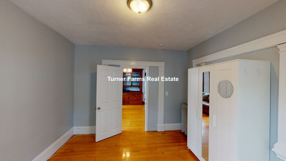 Building Photo - 117 Hillsdale Rd