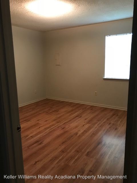 Primary Photo - 2 br, 1 bath House - 138 Humming Bird Unit B