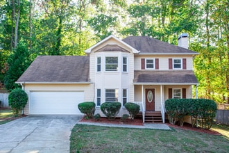 Building Photo - BEAUTIFUL LARGE 3 BED, 2.5 BATH. *MUST SEE*  (VIDEO TOUR)