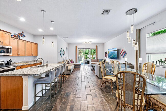 Building Photo - 7075 Limestone Cay Rd