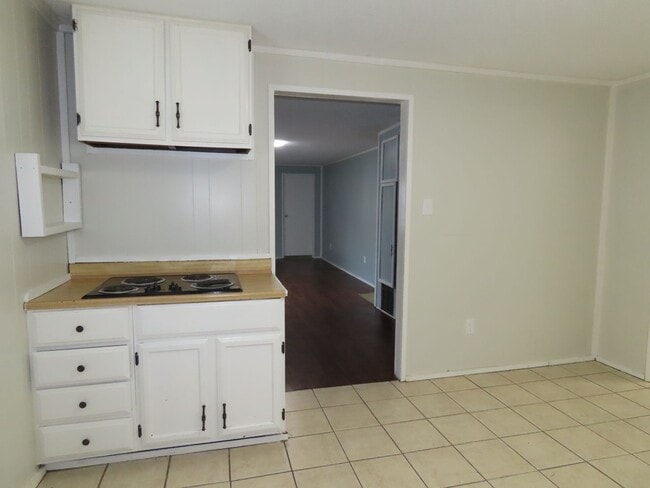Building Photo - Country Living-Water Included! 2 Bedroom Home