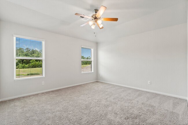 Building Photo - 2590 Magnolia Fair Way