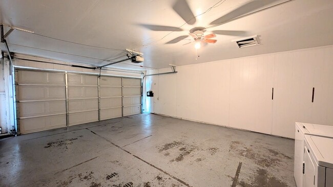 Building Photo - 2742 Edison Ave