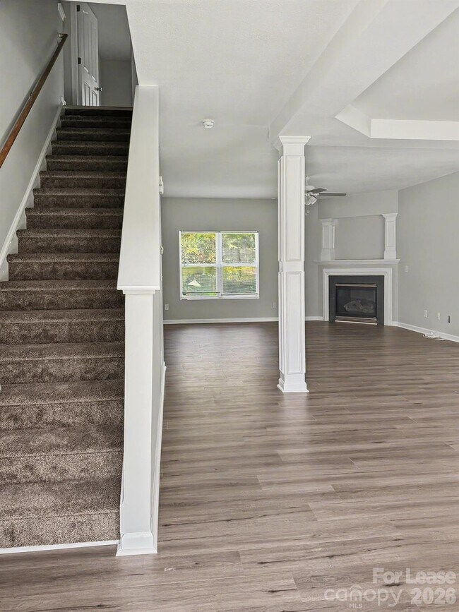Building Photo - 2717 Forest Grove Ct