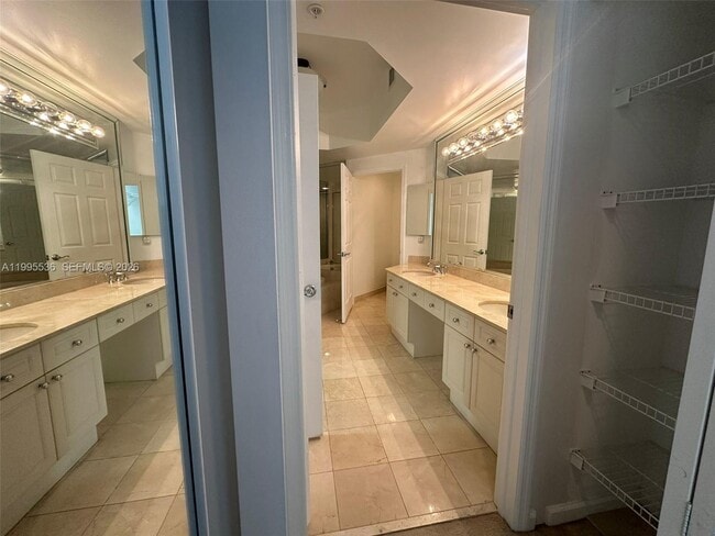 Building Photo - 6001 N Ocean Dr