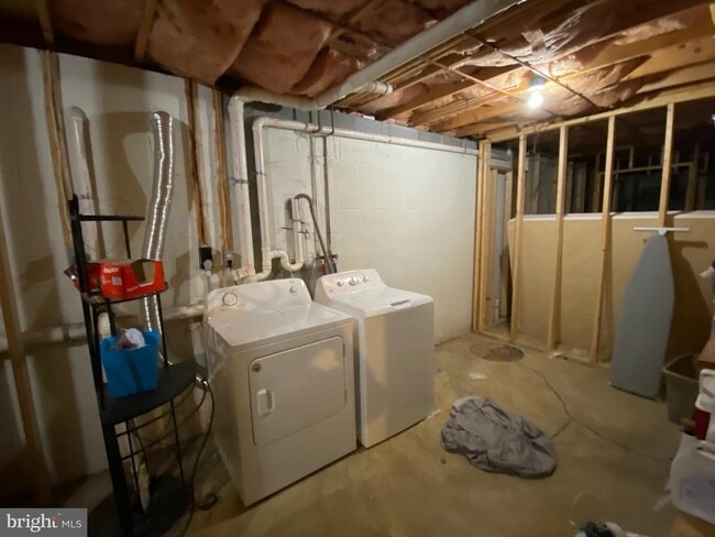 Building Photo - 11295 Sitting Bull Cir