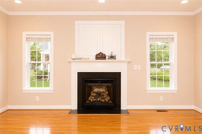 Building Photo - 11320 Sadler Oaks Dr