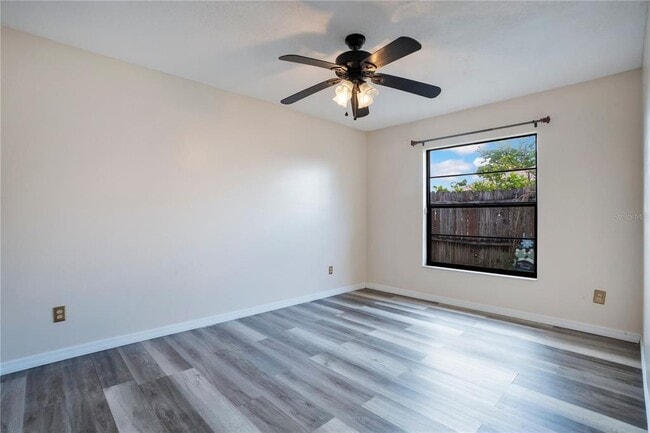 Building Photo - 4805 Kingston Cir