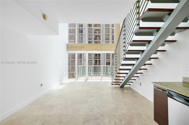 Building Photo - 41 SE 5th St