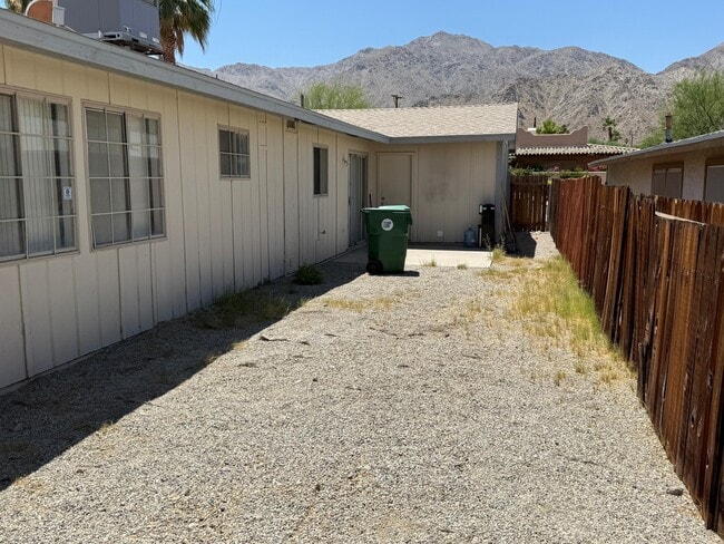 Building Photo - 54280 Avenida Vallejo