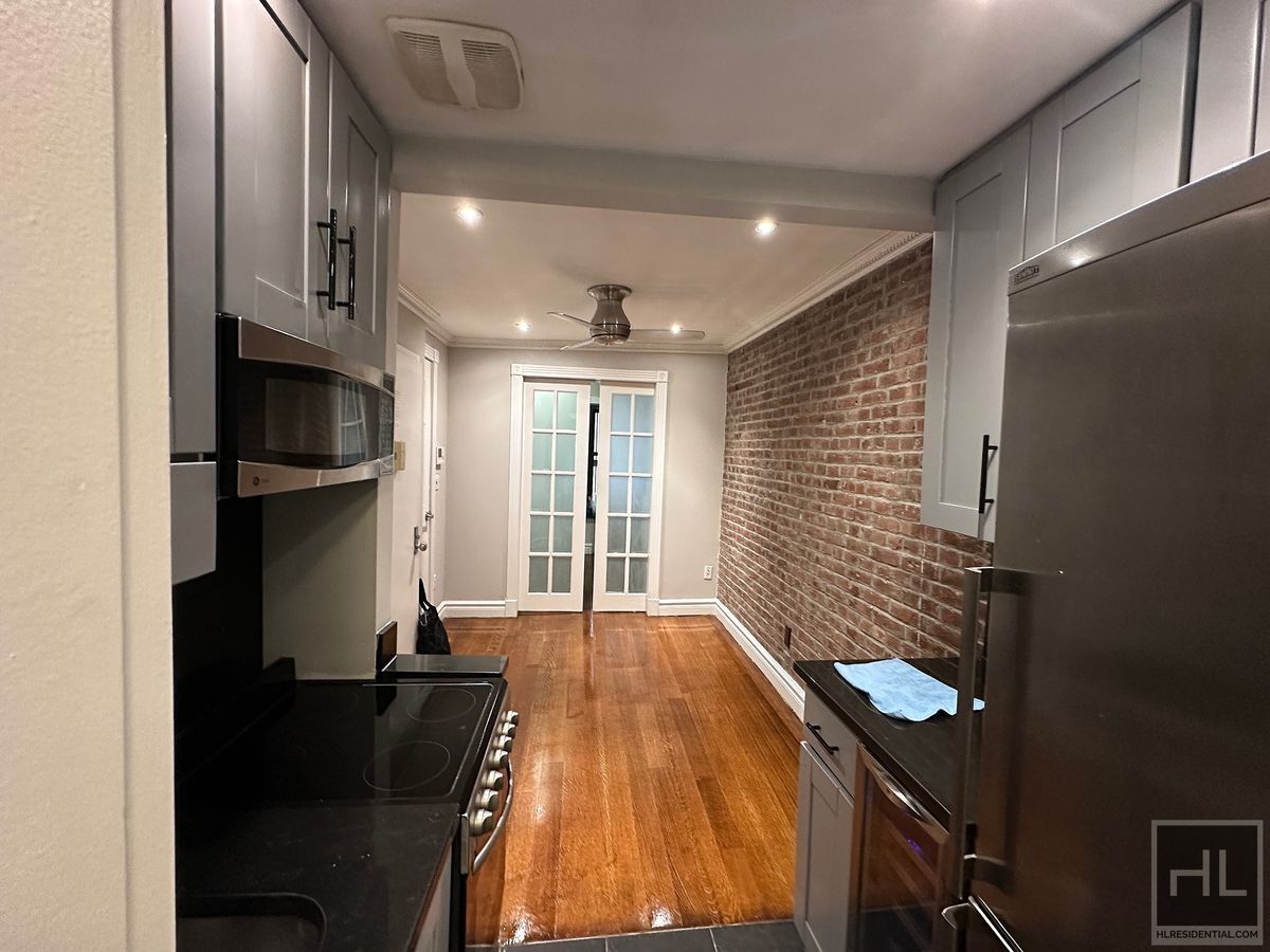 Building Photo - W 53RD ST.