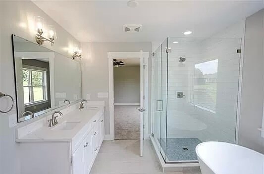 Building Photo - 16 Kiley Ln