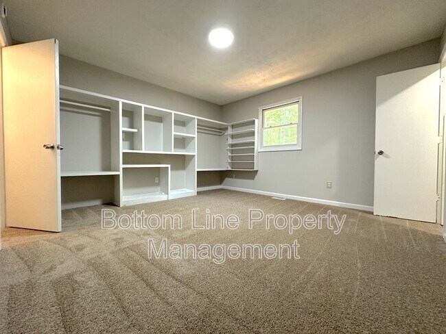 Building Photo - 3634 Durham Ln