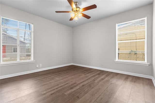 Building Photo - 10325 Fern Dr