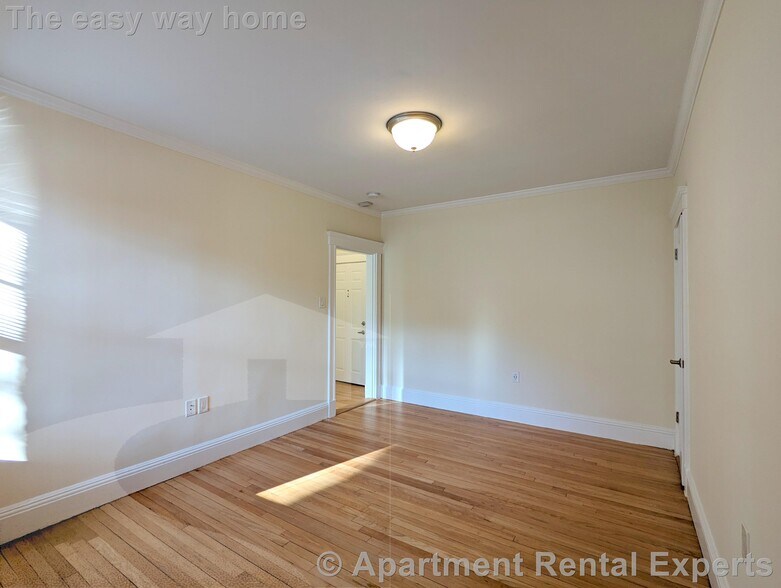 Building Photo - 24 Chauncy St