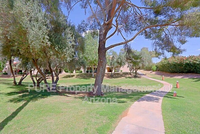 Building Photo - 9355 N 91st St