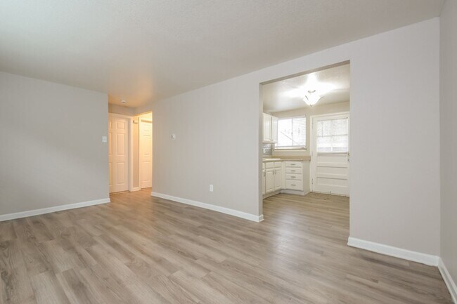 Building Photo - 1033 Ammons St