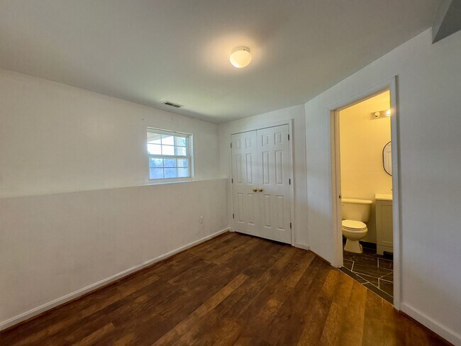 Building Photo - Charming 4 Bedroom/3 Bathroom Home with 2-Car Garage and Large Backyard in Middle River, MD!