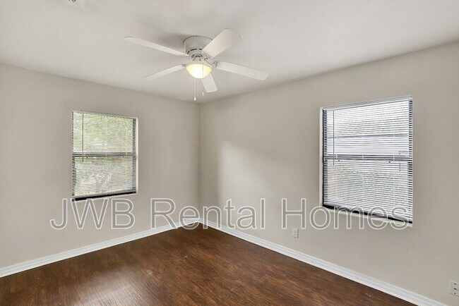 Building Photo - 10256 Briarcliff Rd E