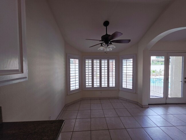 Building Photo - Single Story Home w/Pool in The Lakes!