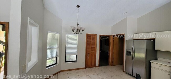 Building Photo - 8055 SW 53rd Ct
