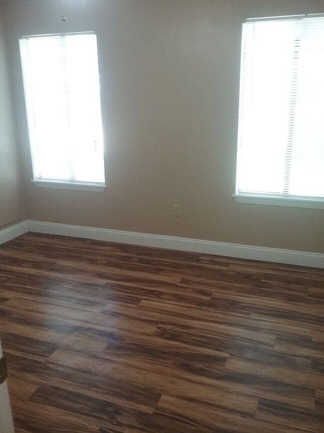 Building Photo - 3506 Sable Palm Ln