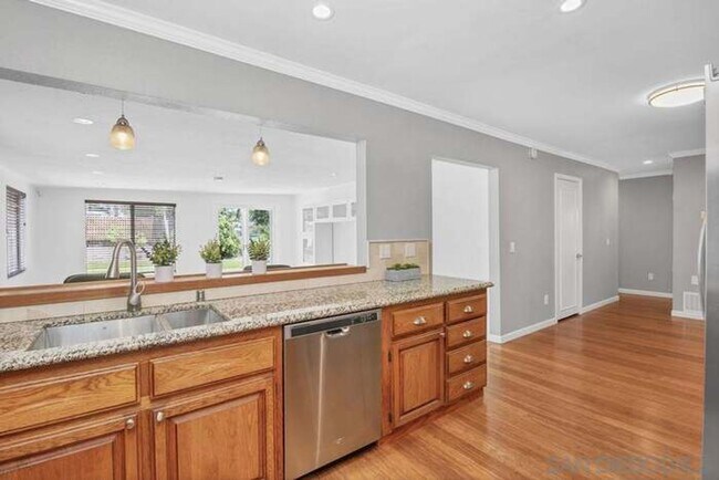 Building Photo - Lovely Family Home w/ Large Backyard & Solar