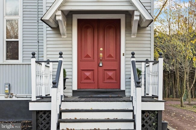 Building Photo - 230 Washington St