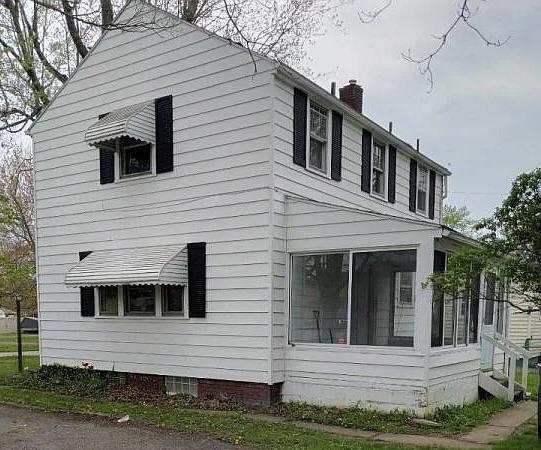 Building Photo - 1028 Clearview St NW