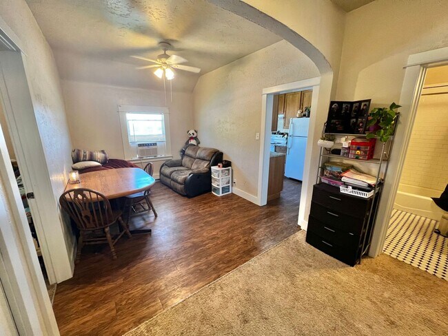 Building Photo - Johnstown Apartments (KC-KS)