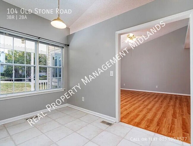 Building Photo - 104 Old Stone Rd