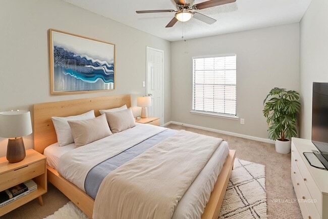 Building Photo - 2017 Spinnaker Dr