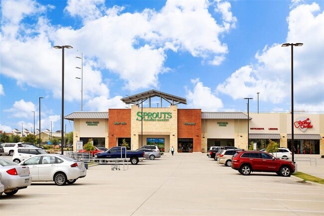 Building Photo - 3830 Center Plaza Dr