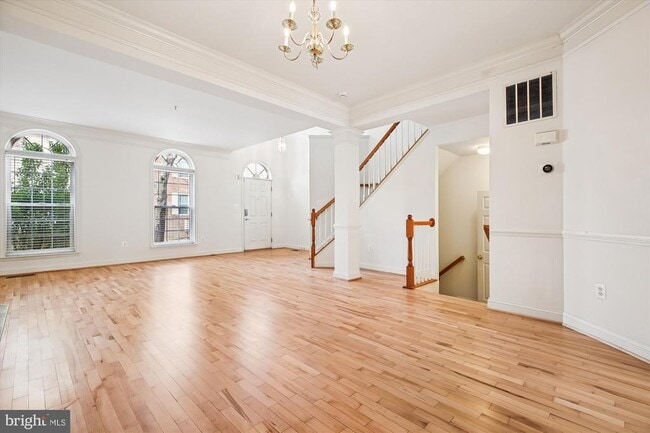 Building Photo - 502 Lawson Way