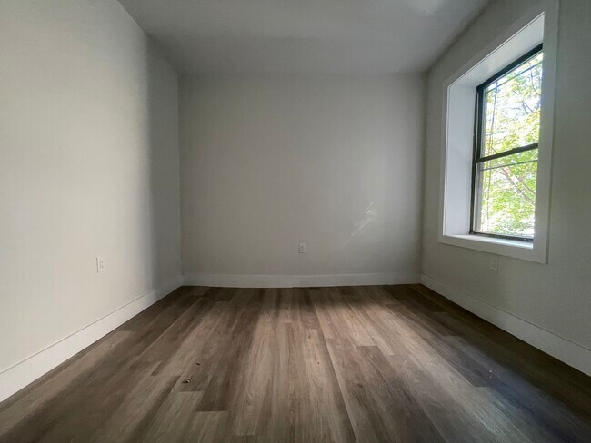 Floorplan - 565 Bergen Avenue