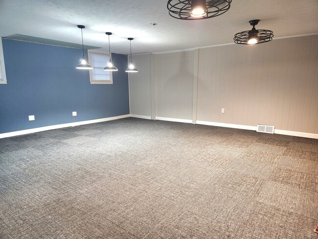 Building Photo - 1482 Wesley Dr