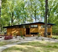 Building Photo - 5 Gould Rd