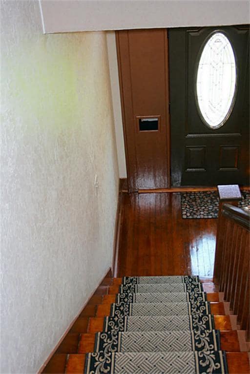 Building Photo - 412 W Polk St