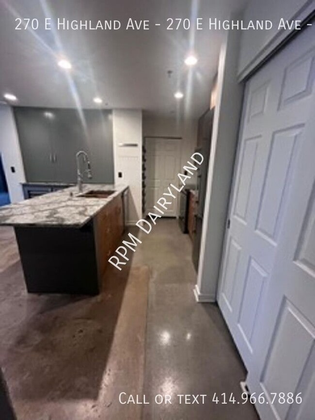 Building Photo - 270 E Highland Ave