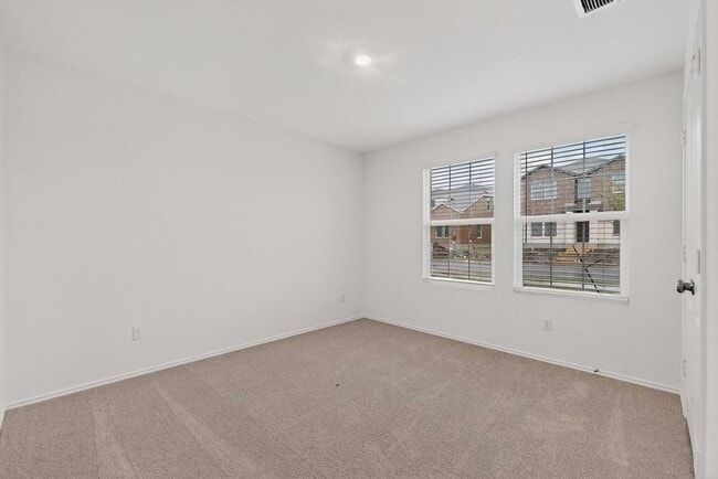 Building Photo - 18014 Lark Sparrow Dr