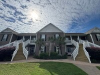 Building Photo - Myrtle Beach - 3 Bedroom / 2 Bathroom Condo