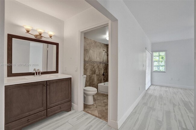 Building Photo - 5721 SW 11th St