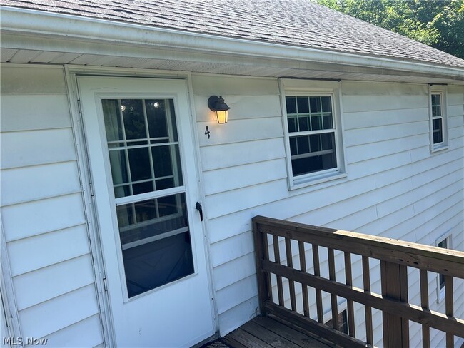 Building Photo - 7730 Ravenna Rd