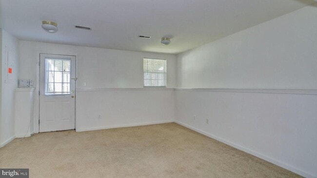Building Photo - 6109 Jenlar Dr